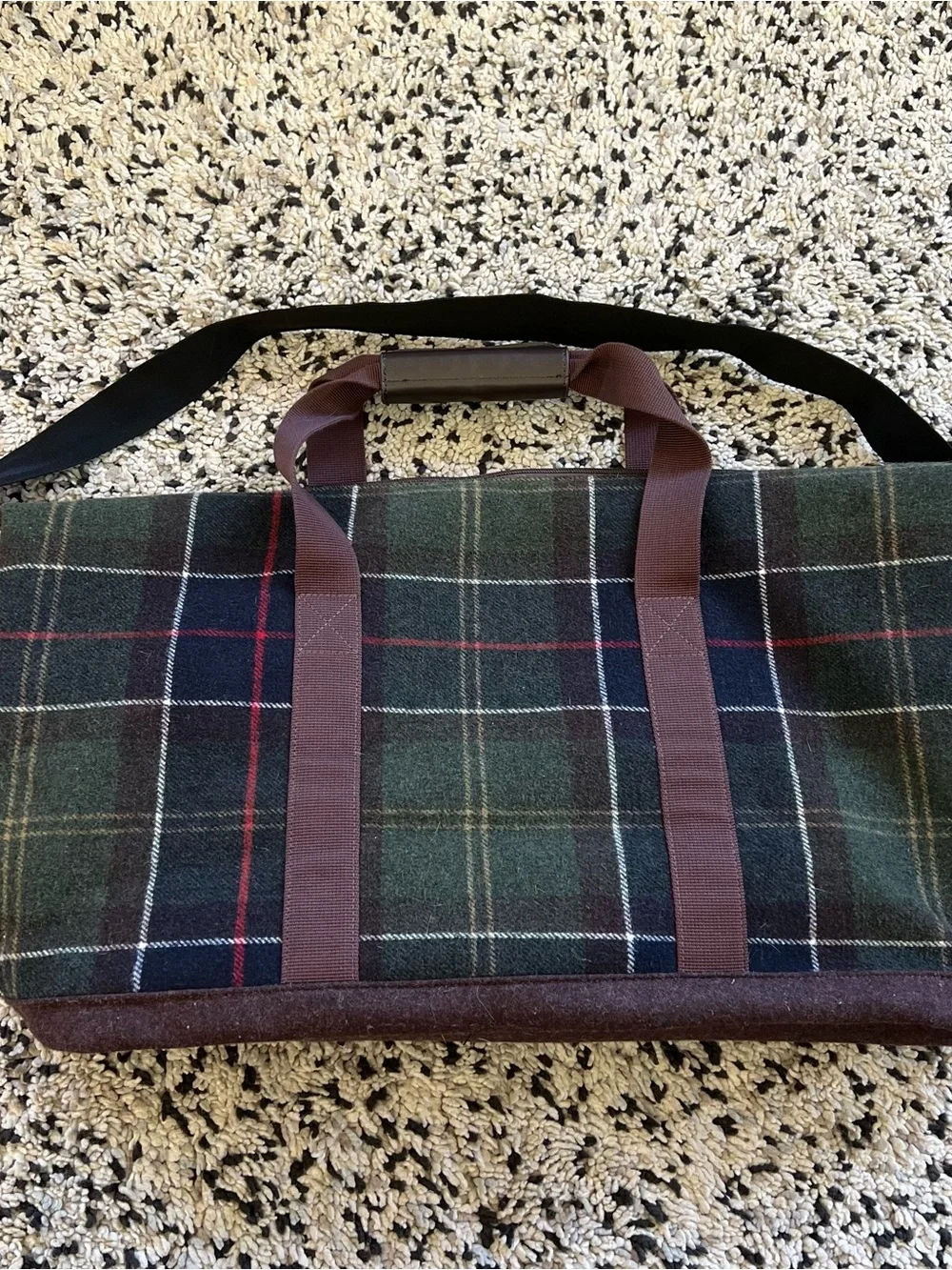 Barbour Men's Classic Tartan Plaid Duffle Bag